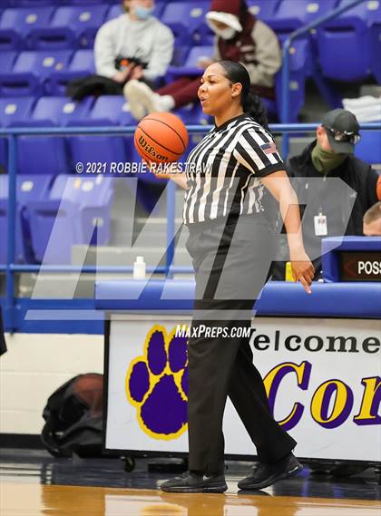 Thumbnail 1 in Crandall vs Red Oak (UIL 5A Bi-District) photogallery.