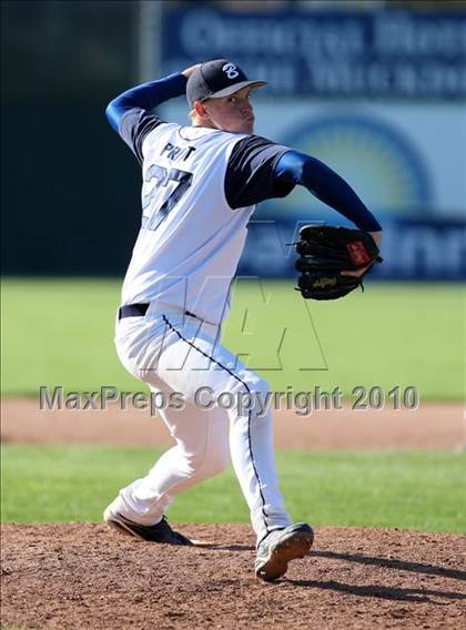 Thumbnail 1 in Sutherland @ Batavia photogallery.