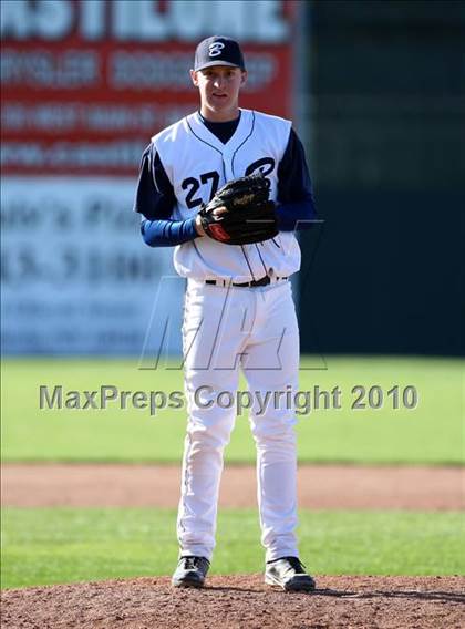 Thumbnail 1 in Sutherland @ Batavia photogallery.