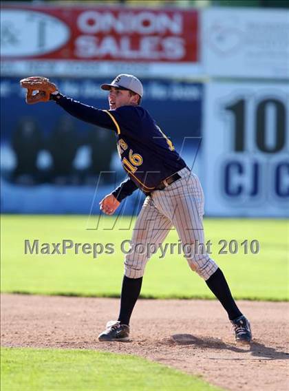 Thumbnail 2 in Sutherland @ Batavia photogallery.
