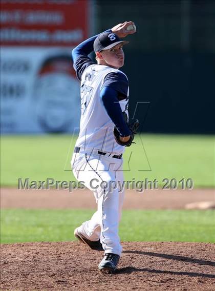 Thumbnail 2 in Sutherland @ Batavia photogallery.