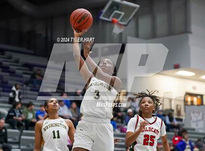 Thumbnail 1 in Lawrence North vs South Bend Washington (Sneakers for Santa Shootout) photogallery.