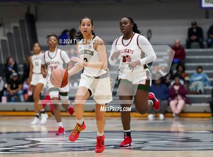 Thumbnail 3 in Lawrence North vs South Bend Washington (Sneakers for Santa Shootout) photogallery.