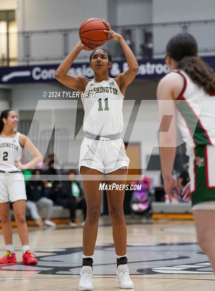 Thumbnail 1 in Lawrence North vs South Bend Washington (Sneakers for Santa Shootout) photogallery.