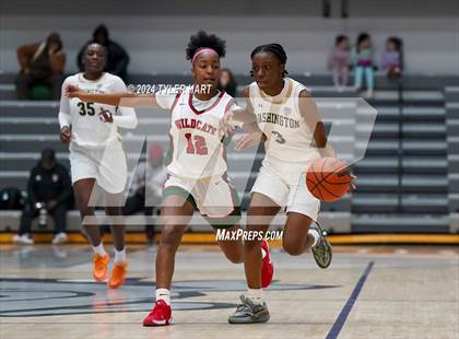 Thumbnail 2 in Lawrence North vs South Bend Washington (Sneakers for Santa Shootout) photogallery.