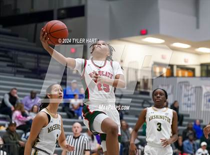 Thumbnail 3 in Lawrence North vs South Bend Washington (Sneakers for Santa Shootout) photogallery.