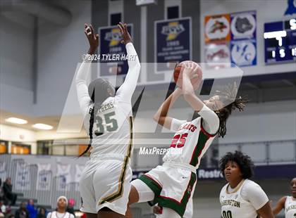 Thumbnail 3 in Lawrence North vs South Bend Washington (Sneakers for Santa Shootout) photogallery.