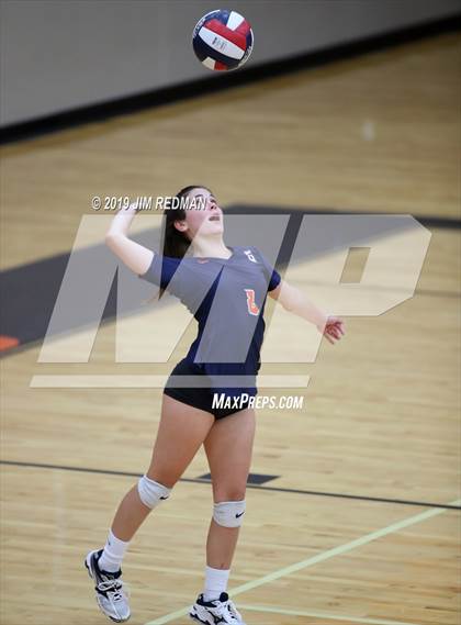 Thumbnail 3 in Gatesville @ Glenn photogallery.