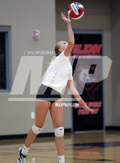 Thumbnail 1 in Gatesville @ Glenn photogallery.