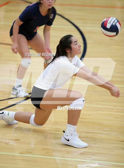 Thumbnail 1 in Gatesville @ Glenn photogallery.