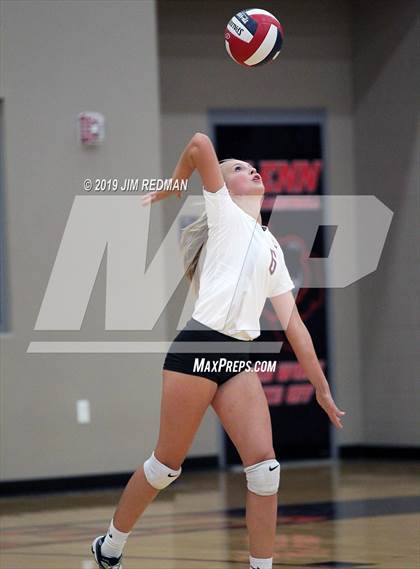 Thumbnail 2 in Gatesville @ Glenn photogallery.