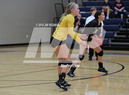 Thumbnail 3 in Gatesville @ Glenn photogallery.