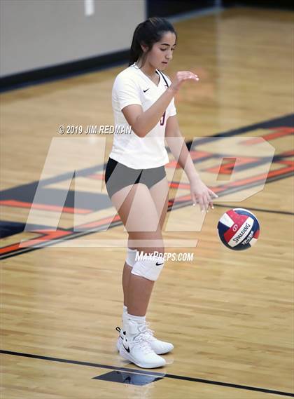 Thumbnail 1 in Gatesville @ Glenn photogallery.