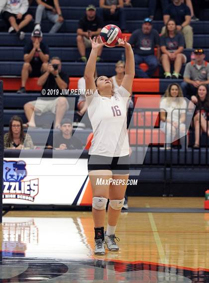 Thumbnail 2 in Gatesville @ Glenn photogallery.