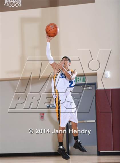 Thumbnail 3 in Sierra Vista vs. Sutter (MaxPreps Holiday Classic) photogallery.
