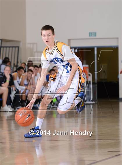 Thumbnail 2 in Sierra Vista vs. Sutter (MaxPreps Holiday Classic) photogallery.