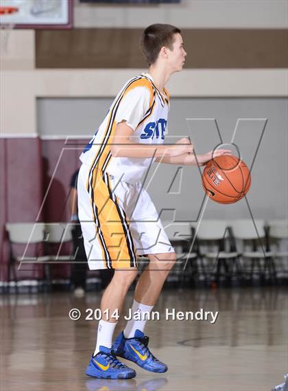 Thumbnail 1 in Sierra Vista vs. Sutter (MaxPreps Holiday Classic) photogallery.