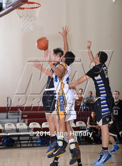 Thumbnail 3 in Sierra Vista vs. Sutter (MaxPreps Holiday Classic) photogallery.