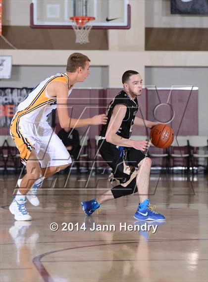 Thumbnail 2 in Sierra Vista vs. Sutter (MaxPreps Holiday Classic) photogallery.