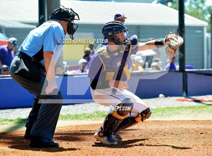 Thumbnail 1 in Thibodaux vs. South Terrebonne (LHSAA Division I Non-Select Bi-District) photogallery.