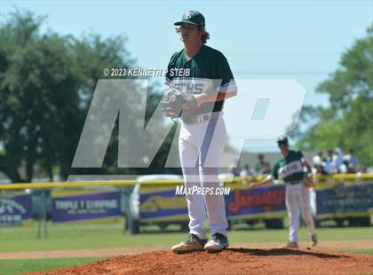Thumbnail 3 in Thibodaux vs. South Terrebonne (LHSAA Division I Non-Select Bi-District) photogallery.
