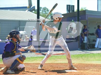 Thumbnail 3 in Thibodaux vs. South Terrebonne (LHSAA Division I Non-Select Bi-District) photogallery.