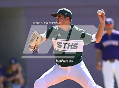 Thumbnail 2 in Thibodaux vs. South Terrebonne (LHSAA Division I Non-Select Bi-District) photogallery.