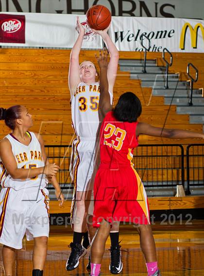 Thumbnail 3 in Deer Park @ Yates (McDonald's Texas Invitational) photogallery.