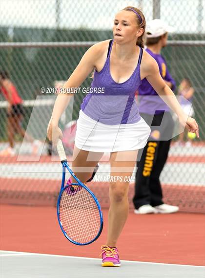 Thumbnail 2 in New Berlin Eisenhower @ Muskego photogallery.