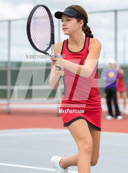 Thumbnail 3 in New Berlin Eisenhower @ Muskego photogallery.