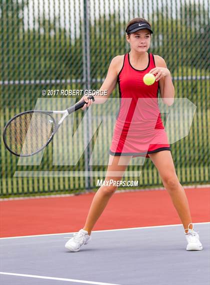 Thumbnail 3 in New Berlin Eisenhower @ Muskego photogallery.