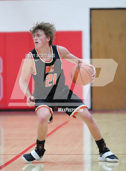 Thumbnail 2 in Amanda-Clearcreek vs Logan Elm photogallery.