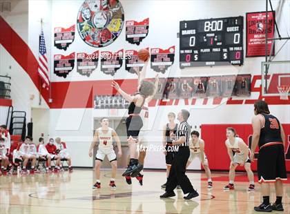 Thumbnail 1 in Amanda-Clearcreek vs Logan Elm photogallery.