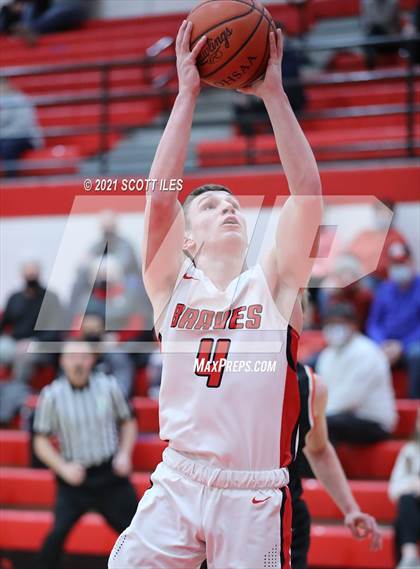 Thumbnail 2 in Amanda-Clearcreek vs Logan Elm photogallery.