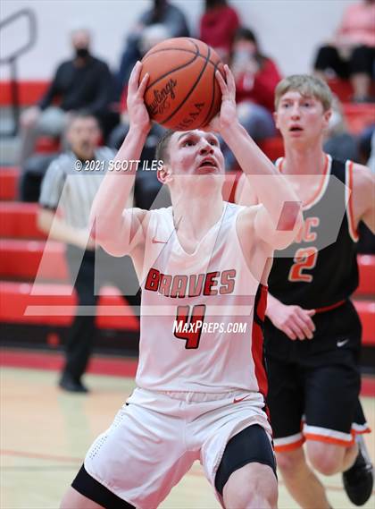 Thumbnail 1 in Amanda-Clearcreek vs Logan Elm photogallery.