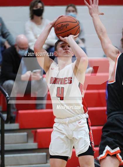 Thumbnail 1 in Amanda-Clearcreek vs Logan Elm photogallery.