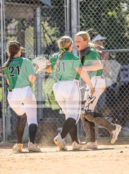 Thumbnail 3 in Skutt Catholic @ Lincoln East photogallery.