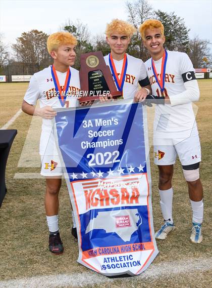 Thumbnail 2 in Hickory vs. Jacksonville (NCHSAA 3A Final) (2 of 2 - Awards, Team Photos) photogallery.