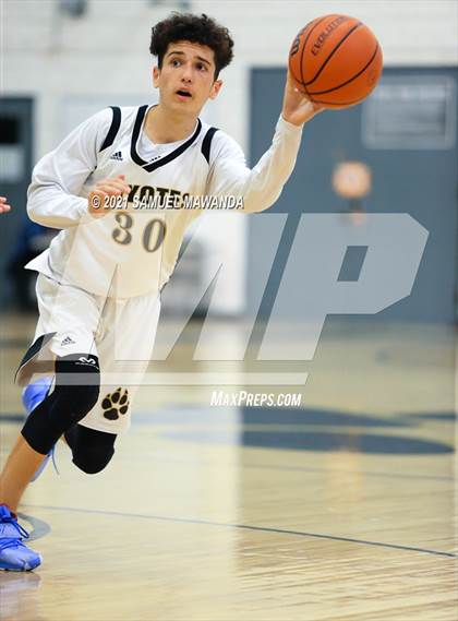 Thumbnail 3 in Providence @ Calabasas photogallery.