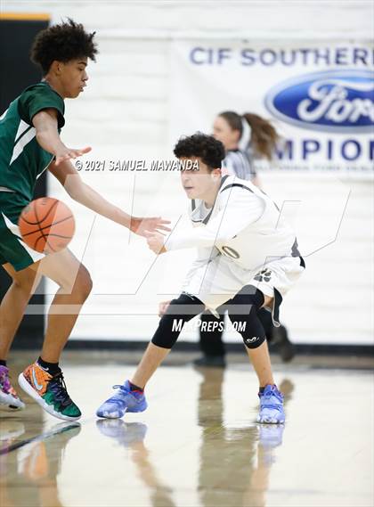Thumbnail 3 in Providence @ Calabasas photogallery.