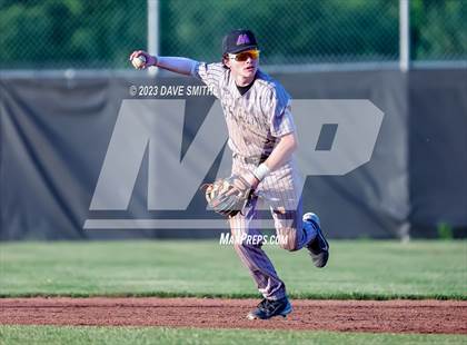 Thumbnail 3 in Muscatine @ Bettendorf photogallery.