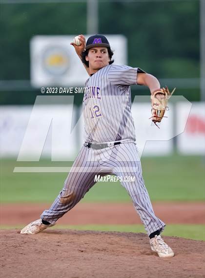 Thumbnail 3 in Muscatine @ Bettendorf photogallery.