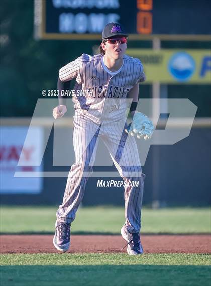 Thumbnail 2 in Muscatine @ Bettendorf photogallery.