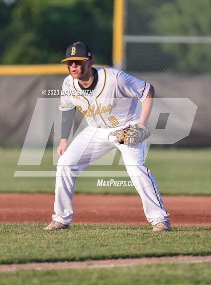 Thumbnail 1 in Muscatine @ Bettendorf photogallery.