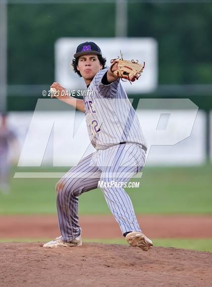Thumbnail 2 in Muscatine @ Bettendorf photogallery.