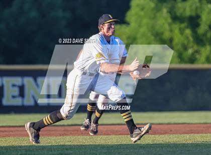 Thumbnail 1 in Muscatine @ Bettendorf photogallery.