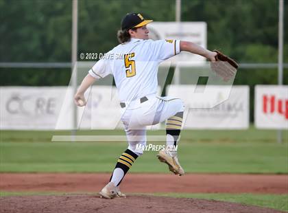 Thumbnail 2 in Muscatine @ Bettendorf photogallery.