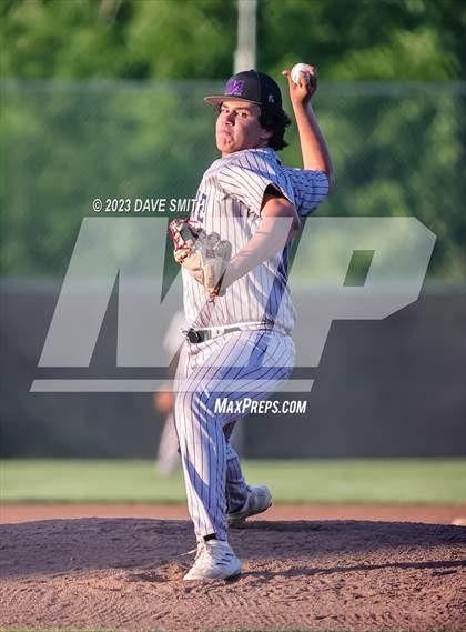 Thumbnail 3 in Muscatine @ Bettendorf photogallery.