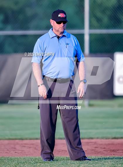 Thumbnail 2 in Muscatine @ Bettendorf photogallery.