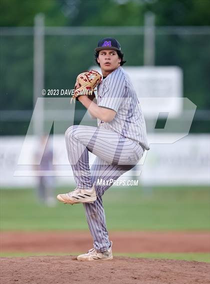 Thumbnail 2 in Muscatine @ Bettendorf photogallery.